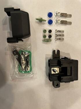 Lfj2tk-1 12vc Littelfuse Waterproof 2 J Case / Mini Fuse Holder Module Terminals And Seals