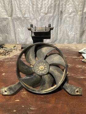 Ssw9v20l Honda 2014 Rancher 420 4x4 Radiator Fan With Mount Oem Used Nbs