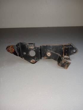 11034-4183 Kawasaki 1983 Klt200 Klt 200 Voltage Regulator Mount Bracket Electric Base