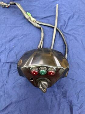 14091-s089-564 Kawasaki Kfx400 Handlebar Cover Dash With Indicator Lights And Ignition Switch