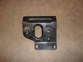 1012960-067 Polaris Oem Used 2000 Magnum 325 Rear Engine Mount C2-4