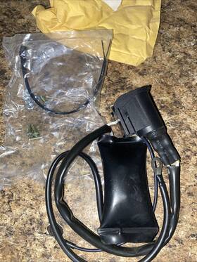 2870856 Polaris 12volt Accessory Plug Adaptor Nos