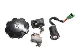 37110-44a00 Suzuki 95 Dr125se Key Switch Gas Cap And Steering Lock