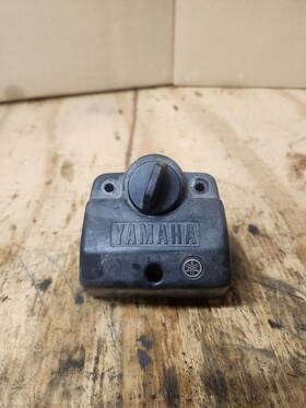 2xj-82510-02-00 Yamaha 88-02 Blaster Oem Ignition Switch Dash