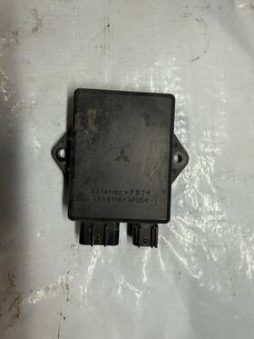 4kb-30 Yamaha 2000 Wolverine 350 4x4 Used Oem Cdi Box