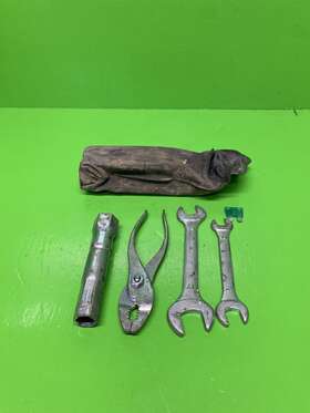 4wv-28100-00-00 Yamaha 01-05 Oem Raptor 660 Atv Trail Tool Kit Pliers Wrench Set Sparkplug