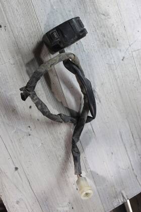 55x-83975-08-00 Yamaha 1985 Badger 80 Yfm80 Left Handle Handlebar Control Switch Start Stop