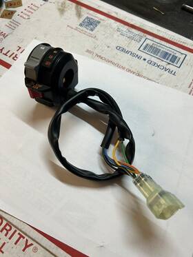 5fk-83975-11-00 Yamaha 02-06 Banshee Oem Headlights Switch Kill Controls On Off