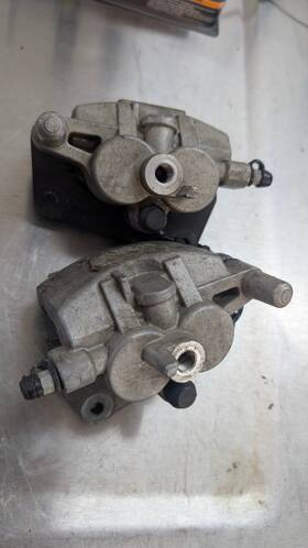 5tg-2580t-11-00 Yamaha 04 Yfz450 Yfz 450 Oem Front Brake Caliper Right And Left