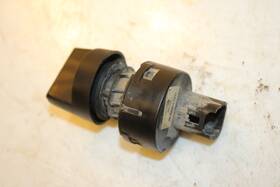 5ug-h2526-00 Yamaha 2009 Rhino 700 Yxr 12v Light Switch