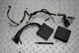 7810742 Yamaha 1999 Yz400f Ecu Computer Controller Ecm Cdi With Harness