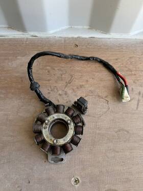 St0009506 Yamaha Banshee 350 Stator W Plate